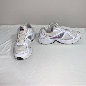 Nike Dart 9 Size 8 Cushioned Running Shoes